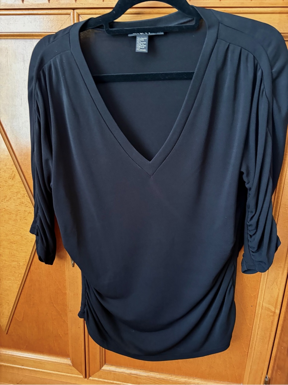 DKNYC Black V-Neck Ruched Dolman Sleeve Tunic